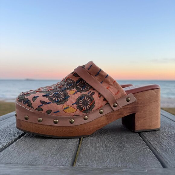 Free People Calabasas Kantha Platform Clogs Embroidered Stud Brown 8 - Picture 10 of 14